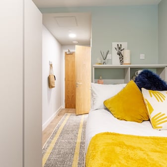 Copper En Suite - Image 1